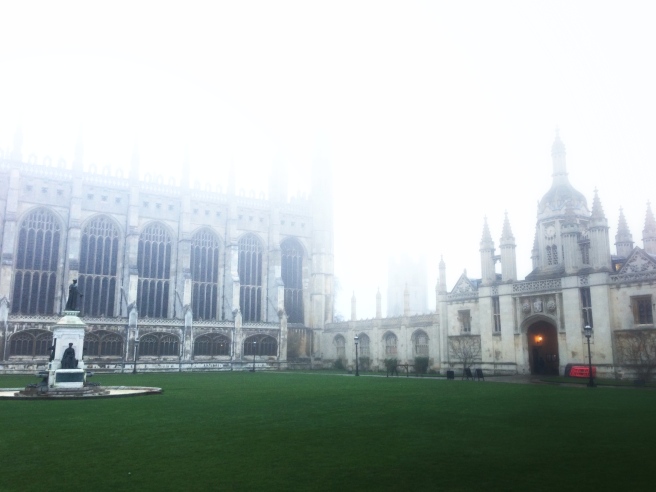 The seven rowers who’ve abandoned their duvets for eight o’clock in December, half-mummified in college-branded tracksuits against the freezing fog, mill around King’s Front Court stamping and blowing under the sombre, ghostly gaze of Henry VI